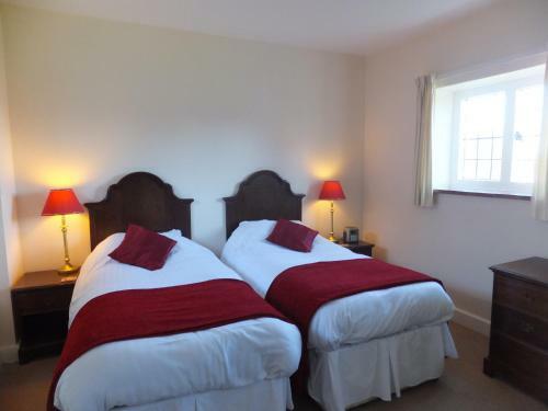 Hostal Little Court