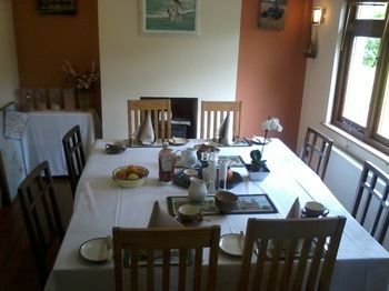 Homelea Bed And Breakfast