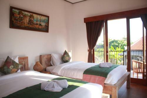 Hostal Homestay At Putu Canggu