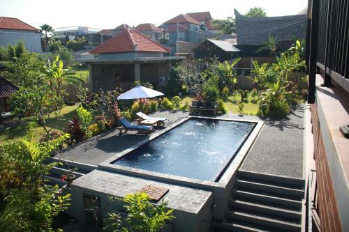 Hostal Homestay At Putu Canggu