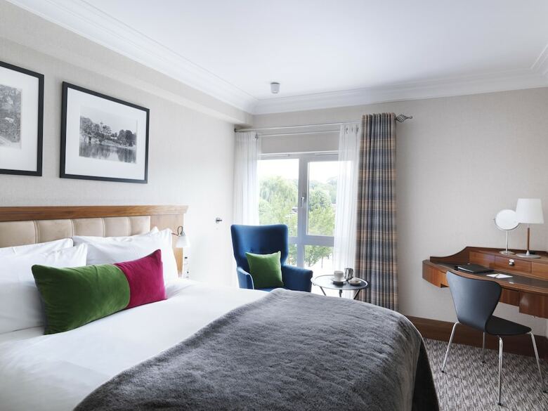 Hotel The Runnymede-on-thames