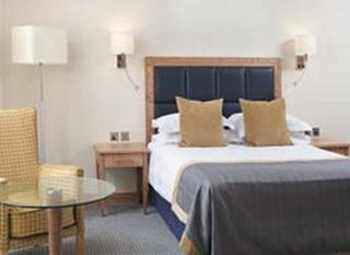 Hotel The Oxford Belfry - Qhotels