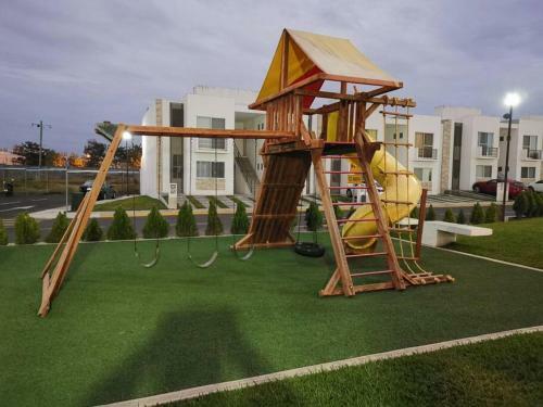 Maravilloso Apartamento En Privada Con Alberca