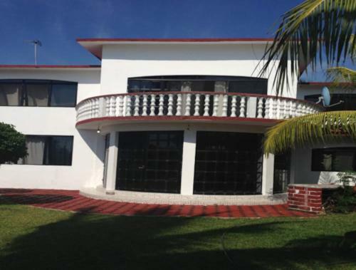 Hermosa Villa En Pie De La Cuesta Acapulco