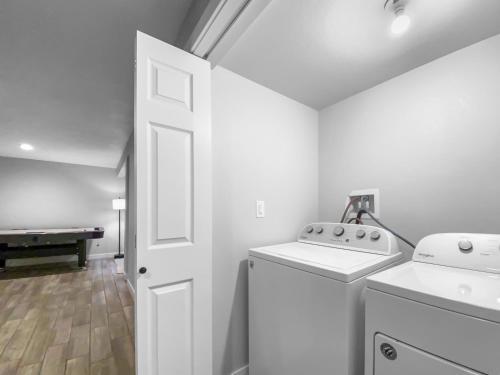 Vacay - Frame Home