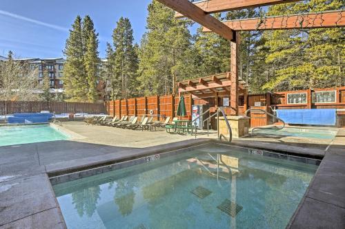 Ski-in Retreat With Patio - 2 Blocks To Main St