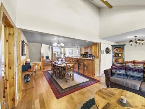 Elk Ridge Escape Townhouse
