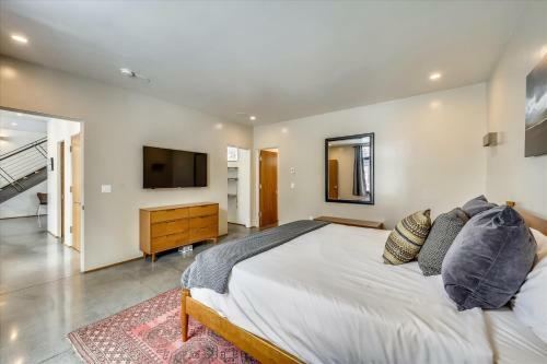 Modern Alpine Escape Home