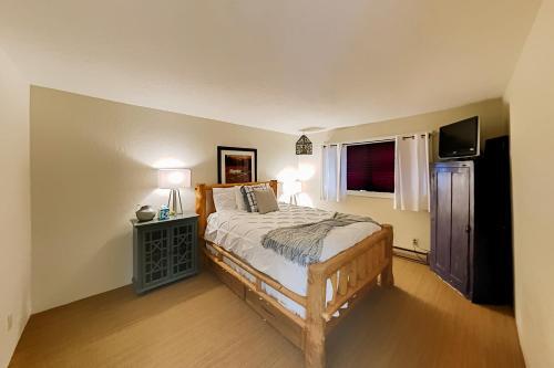 Breckenridge Bull Cabin