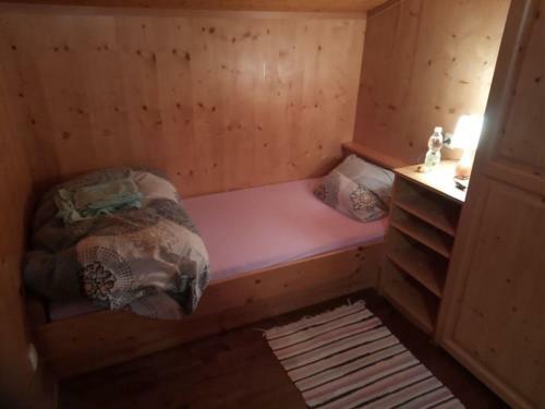 Gro�es Ferienhaus In Ruhiger Lage - Wlan B. 9 Per.