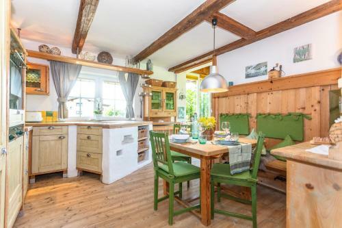 Apartamento Ferienwohnung Maisonette H�ttl