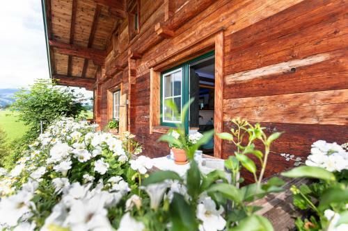 Apartamento Ferienwohnung Maisonette H�ttl