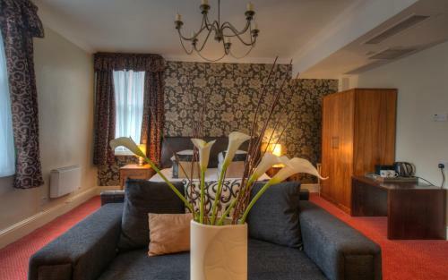Posada The Wheatsheaf Hotel By Good Night Inns