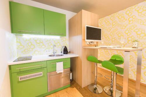 Room 4 & 5 Apartments