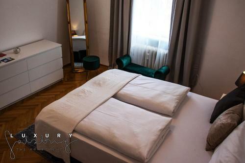 Luxury Apartment In Town
