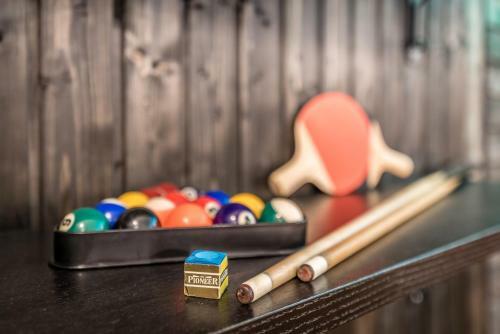 Apartamentos Party Underground With Pooltable