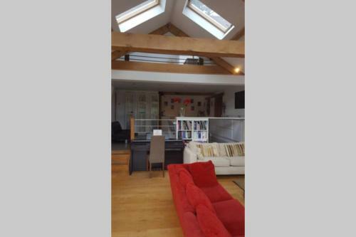 4 Bed Ensuite Rural Contemporary Airy House