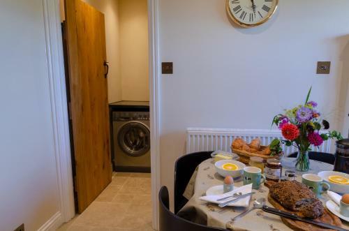 Apartamento Field View - In A Beautiful Cotswold Farmhouse