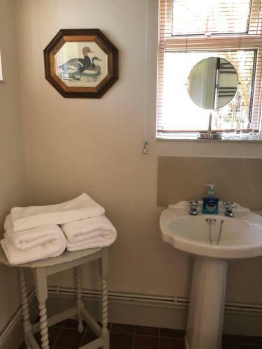Bed & Breakfast The Old School, Idbury, Ox7 6ru