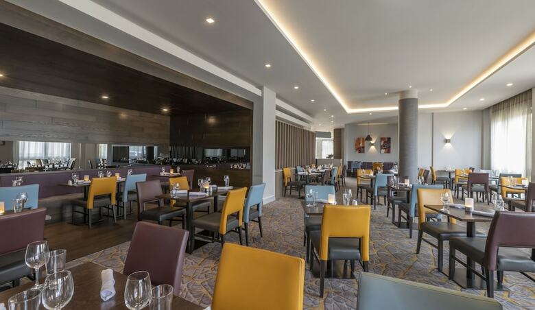 Maldron Hotel Belfast International Airport