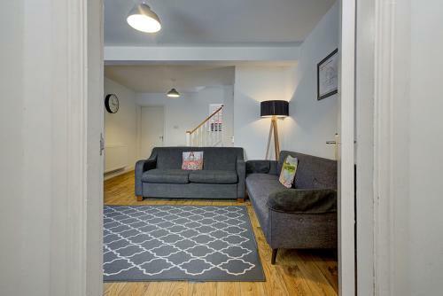 Love Street Cottage