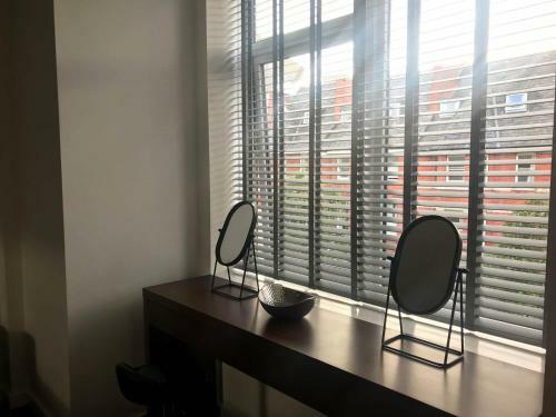 Luxury 1 Bed Apartment In City Centre With Parking