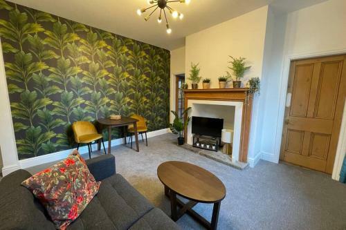 Boutique City Centre Apartment With Parking