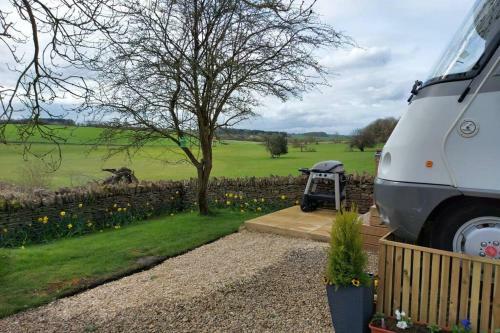 Large Static Motorhome - Stunning Countryside Views