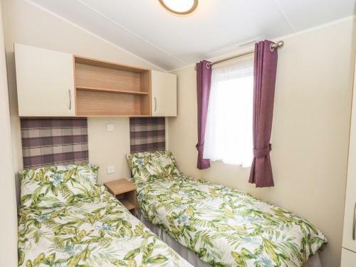 20 Curlew Corner