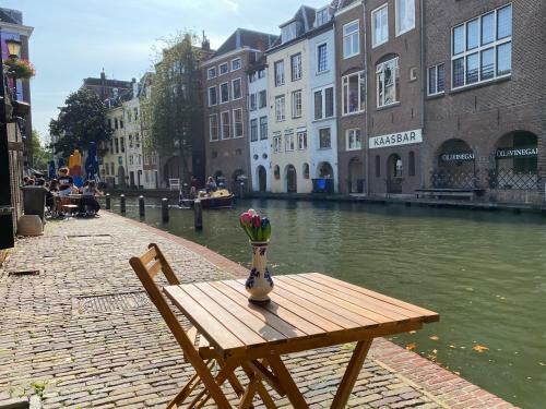 Bed & Breakfast Slapen Onder De Dom