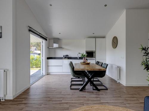 Nice Chalet On The Water In The Brabant Kempen