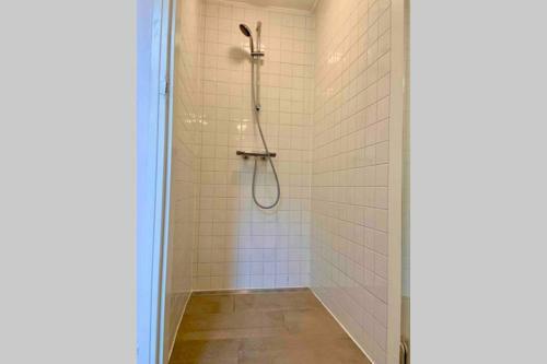 Spacious And Modern Apartment Warmond