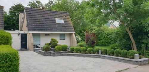 Lake House 74, Luxury Accommodation