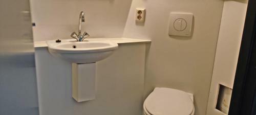 Hotelhuisje Warmenhuizen #c