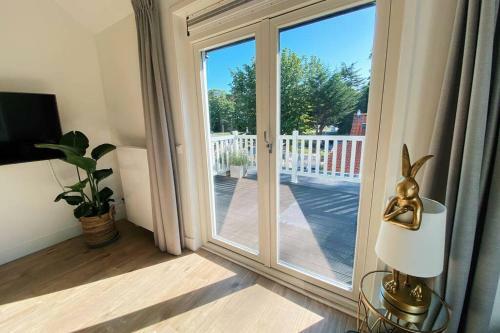 Apartamento Luxurious Historical Loft Close To The Beach!!