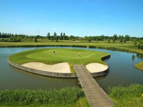 Luxury Villa In Zeewolde At The Waterfront With Jetty