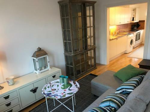 Big And Beautiful Villa In Nyhamnsl�ge