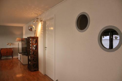 Villa Charming House With Panoramic Sea View Over Br�viken!