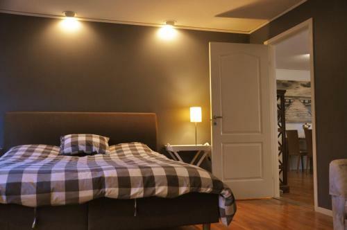 Villa Charming House With Panoramic Sea View Over Br�viken!