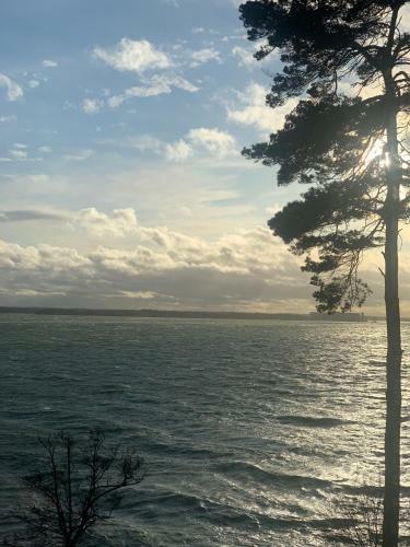 Villa Charming House With Panoramic Sea View Over Br�viken!