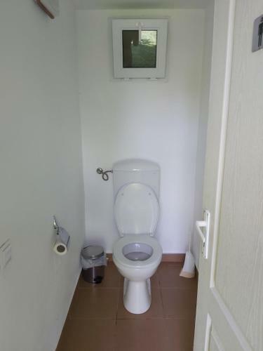 Bungalow Camping Edelweiss - Floare de Colt - Gyop�r