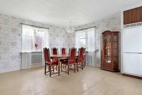 Charming Old 3br House W/ Open Location Near Pite� And Markbygden