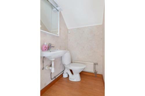 Large Spacious 4br House Perfect For Workers Near Wind Farms