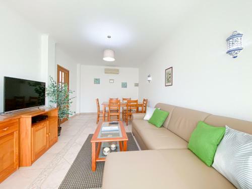 Casa Do Farol - Apartamento Com Piscina Junto � Praia Do Camilo