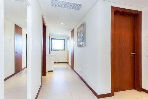 Spacious Balcony Family Apartment