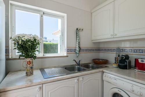 Quinta Da Caldeira - Villa Com Piscina A 5 Minutos A P� Da Praia