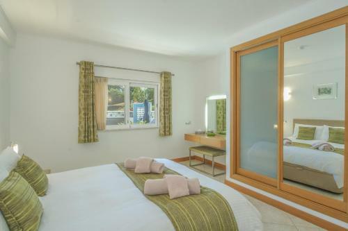 Casa Monte Cristo Apartments - Lime