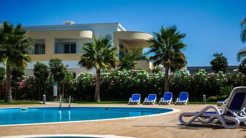 Stylish Apartment In Porto De M�s Lagos