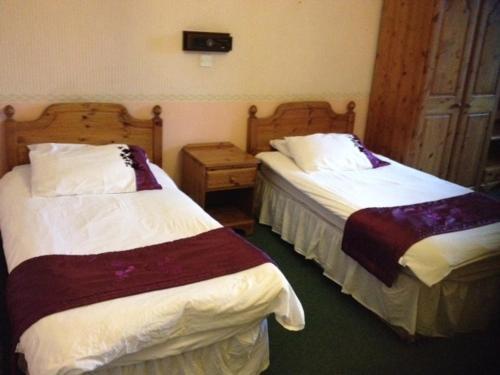 The Royal Victoria & Bull Hotel