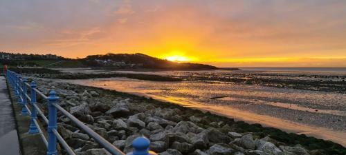 Nicks & Carmels By The Sea
